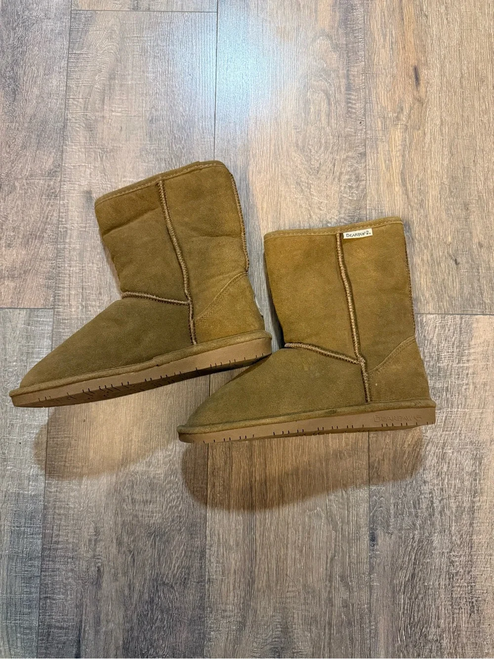 BearPaw Tan Suede Winter Boots - Classic Mid-Calf Style